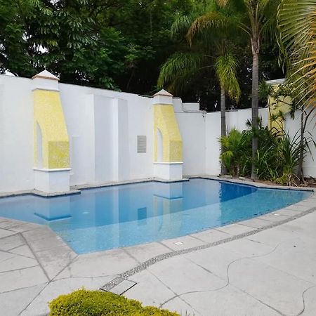 Los Canarios Cuernavaca Exterior photo