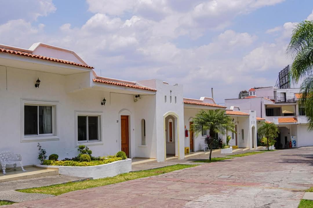 Los Canarios Cuernavaca Exterior photo