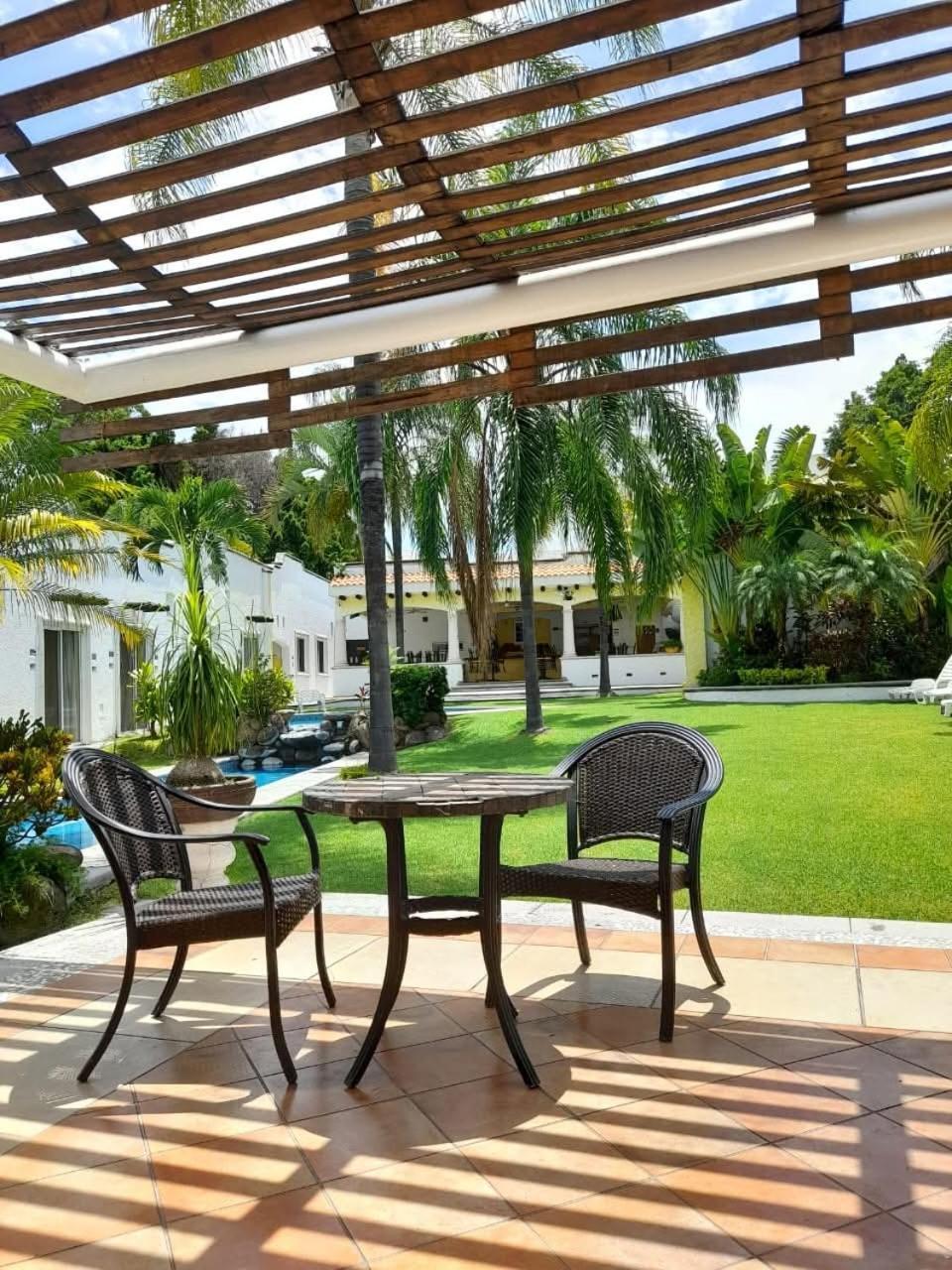 Los Canarios Cuernavaca Exterior photo